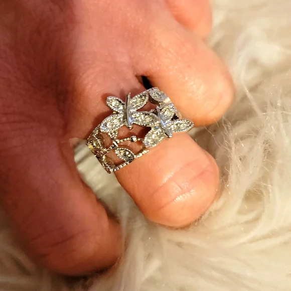 Three Rings - Picture 6 of 8